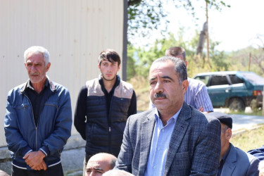 Vətəndaşlarla növbəti səyyar qəbul Tağlabiyan kəndində keçirildi