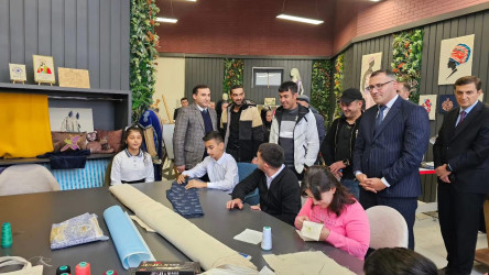 DOST İnklüziv İnkişaf və Yaradıcılıq Mərkəzinin "DOST Evi" filialında 8 noyabr – Zəfər Günü münasibəti ilə "44 günün dastanı" adlı tədbir keçirilib