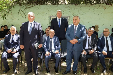 Vətəndaşlarla növbəti səyyar qəbul Uştalqışlaq kəndində keçirilib