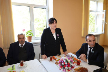 Rayon rəhbəri  İsmayıllı şəhər 5 saylı tam orta məktəbin müəllim kollektivi ilə görüş keçirib