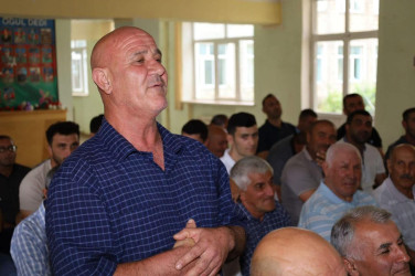 Vətəndaşlarla növbəti səyyar qəbul  rayonun Topçu kəndində keçirilib