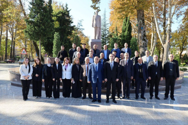 1 Noyabr - Kənd Təsərrüfatı İşçilərinin Peşə Bayramıdır