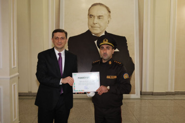 16 Dekabr – Fövqəladə Hallar Nazirliyi işçilərinin peşə bayramı günüdür