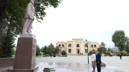 Ailə, Qadın və Uşaq Problemləri üzrə Dövlət Komitəsinin sədri Bahar Muradova İsmayıllıda vətəndaşları qəbul edib.