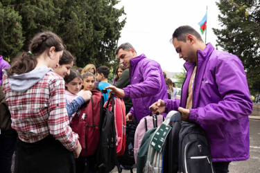 DOST Agentliyi Rayon İcra Hakimiyyəti ilə birgə 15 Sentyabr Bilik Günü ilə əlaqədar “DOST Sevinci” layihəsini həyata keçirib