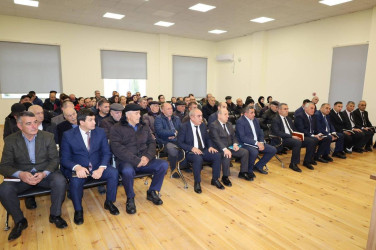 Vətəndaşlarla növbəti səyyar qəbul Sumağallı kəndində keçirilib