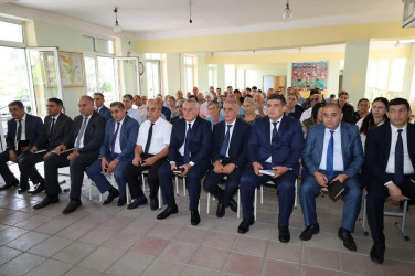 Vətəndaşlarla növbəti səyyar qəbul  rayonun Topçu kəndində keçirilib